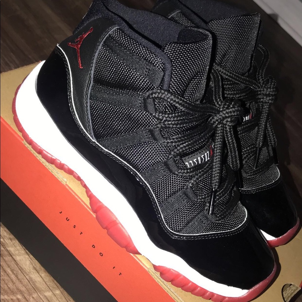 Jordan 11 Retro Playoffs Breds ✨